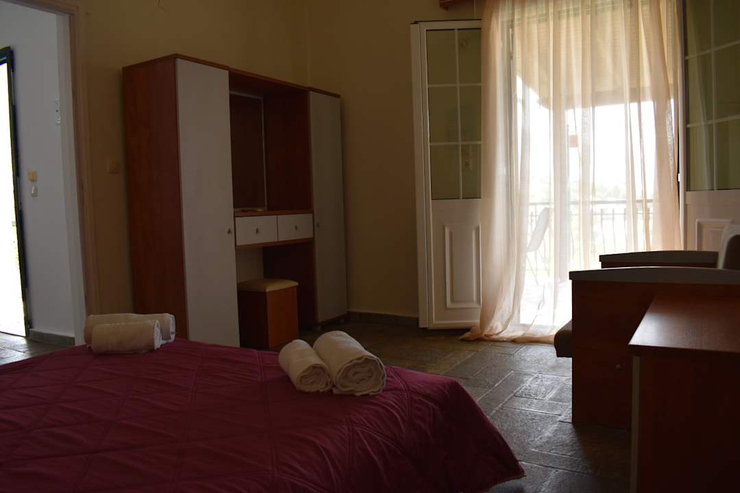 Zimmer Apartments Niriides Assos KEFALONIA