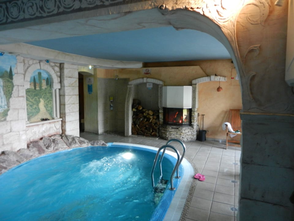 Basen Hotel Gosciniec Perla Karkonoszy