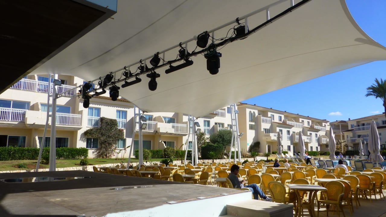 Innenhof - Abendveranstalung Hotel Isla de Cabrera