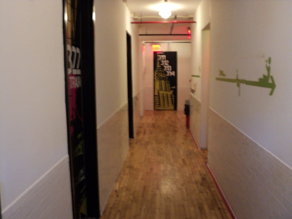Etage The New York Loft Hostel