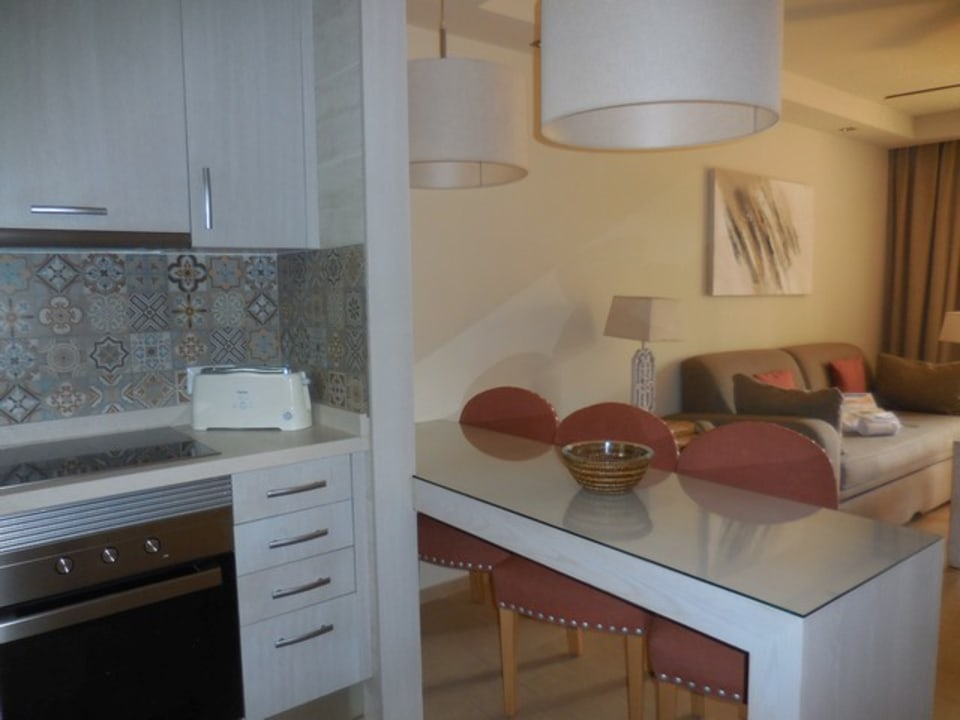 Zimmer Apartments Ambassador