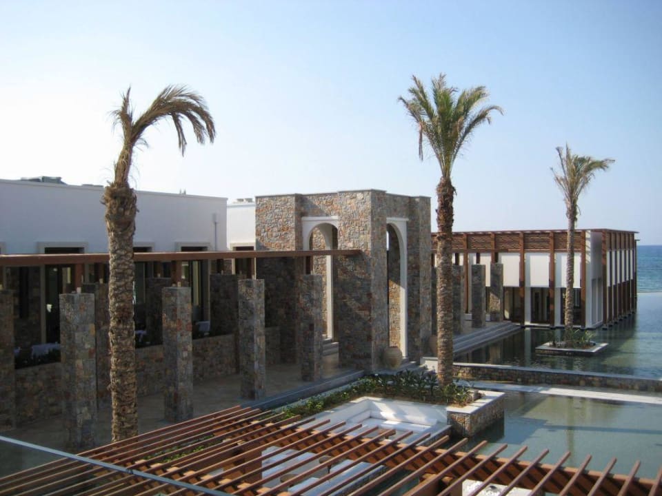 Aussenansicht Hauptrestaurant.JPG Amirandes A Grecotel Resort To Live