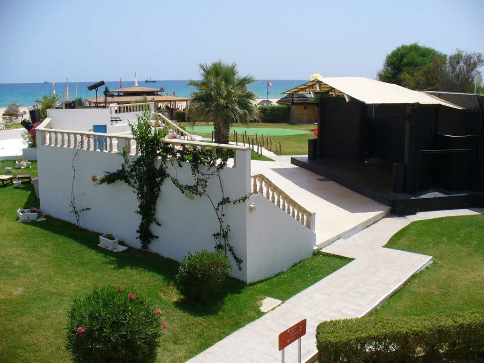 Showbühne Club Salammbô Hammamet