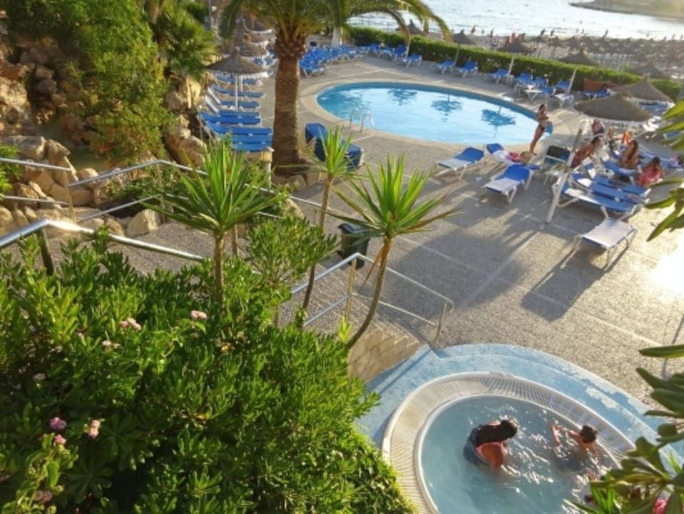 Pool Hotel Vibra Beverly Playa