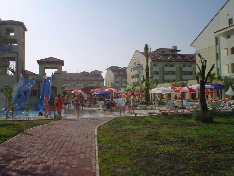 Pool und Rutschen Hotel Süral Resort