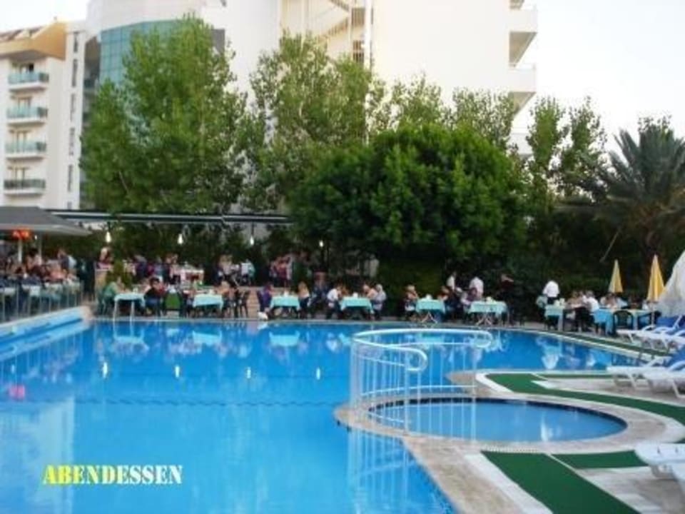 Familienpool Hotel Gardenia Beach