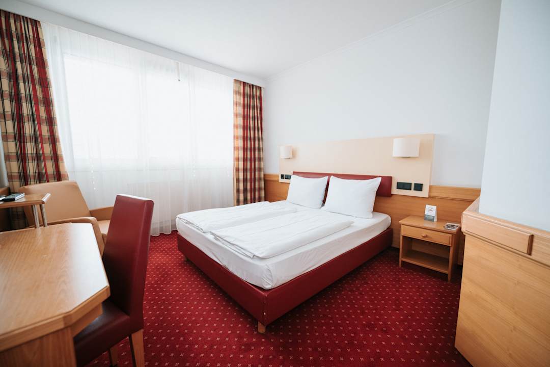 Zimmer Feringapark Hotel