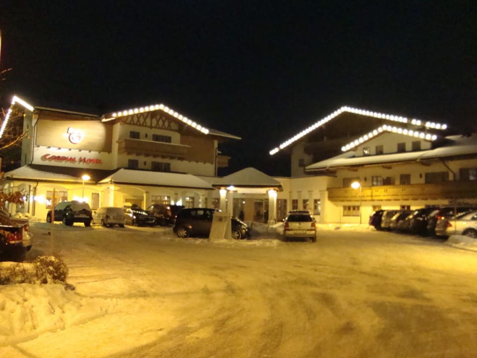 Hotel am Abend Lisi Family Hotel Reith bei Kitzbühel