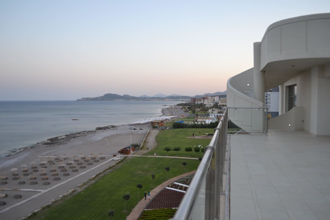 Вид с балкона Elysium Resort & Spa Hotel