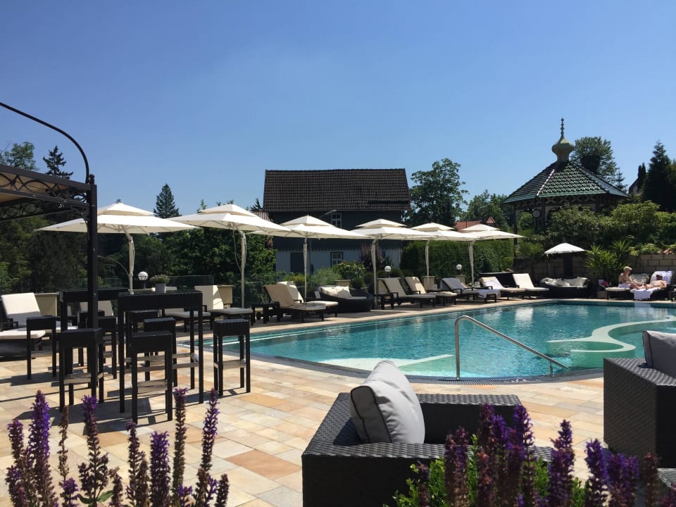 Außenpool Romantischer Winkel RoLigio® & Wellness Resort