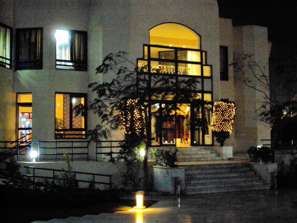 Административный корпус Cataract Layalina Hotel Naama Bay