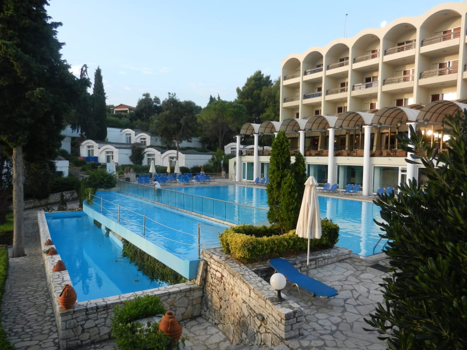 Piscine pricipale Grecotel LUXME Daphnila Bay