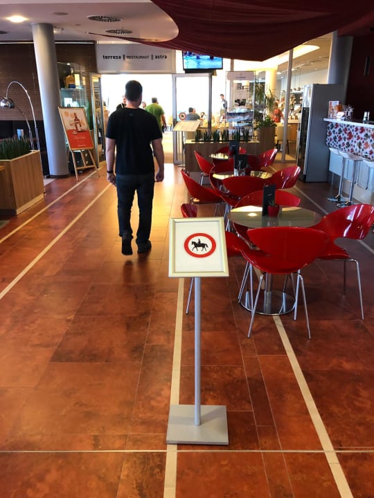 Lobby Aquapalace Hotel Prague