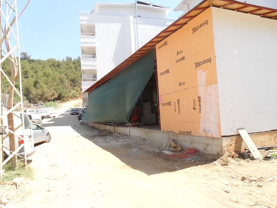 Rückseite von Nebengebäude Club Hotel Anjeliq