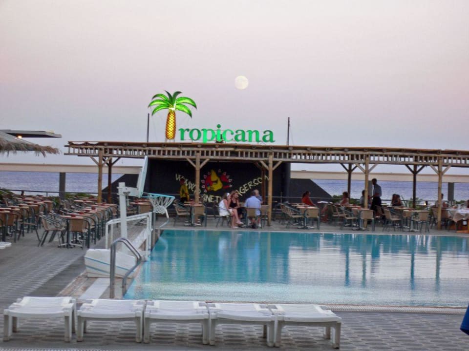 Pool bar tropicana Esperides Beach Resort