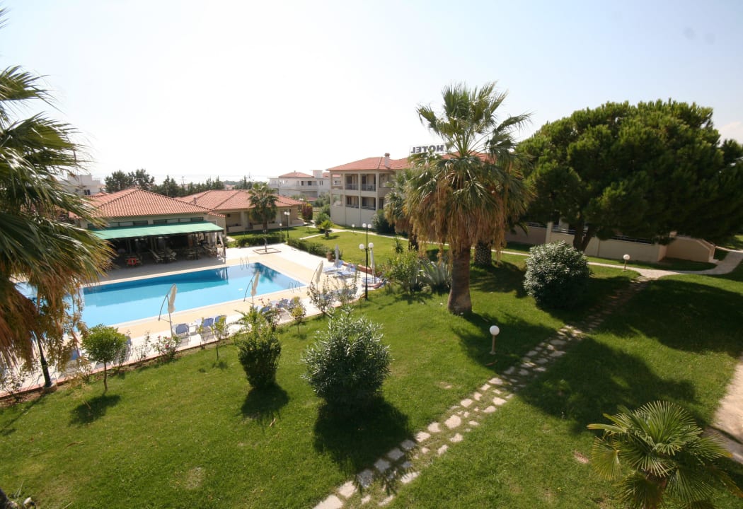 Garten Hotel Kalives Resort