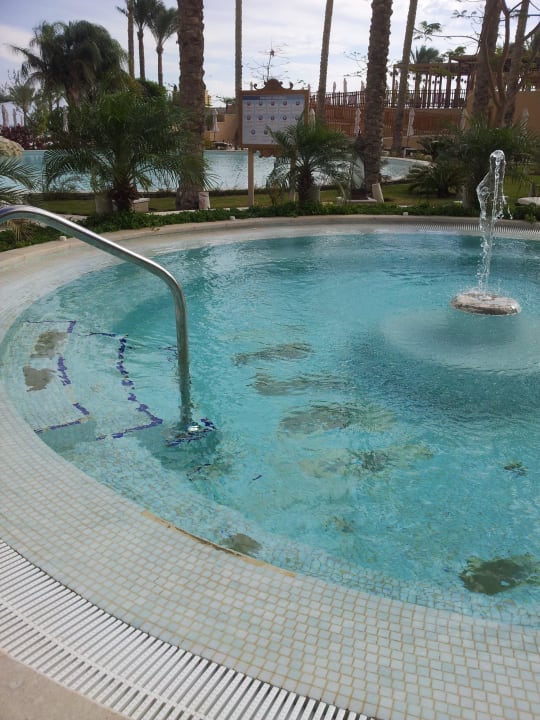 Ausgebrochene Fliesen Makadi Spa - Adults only