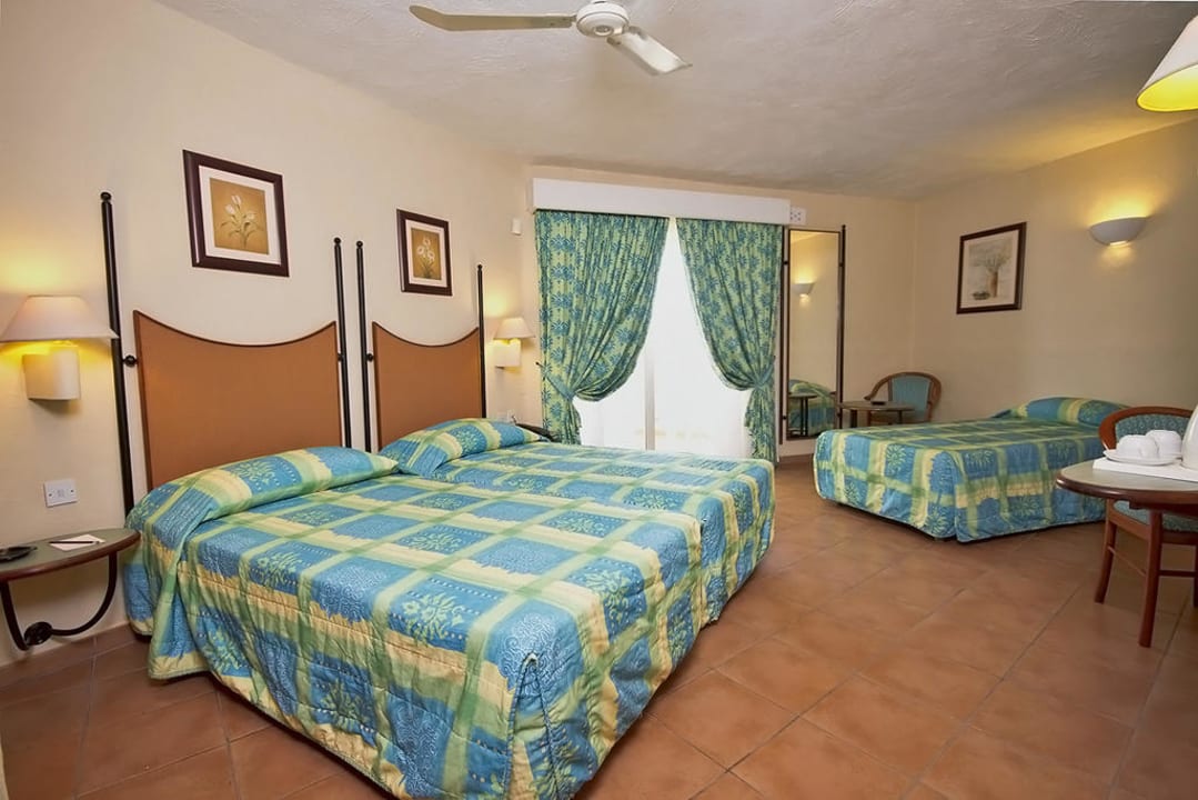 Triple Room db San Antonio Hotel + Spa