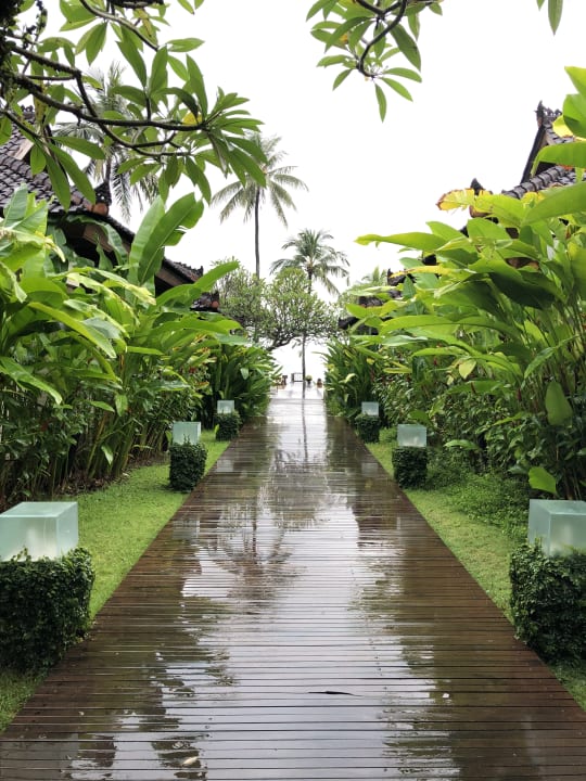 Gartenanlage Ramayana Candidasa