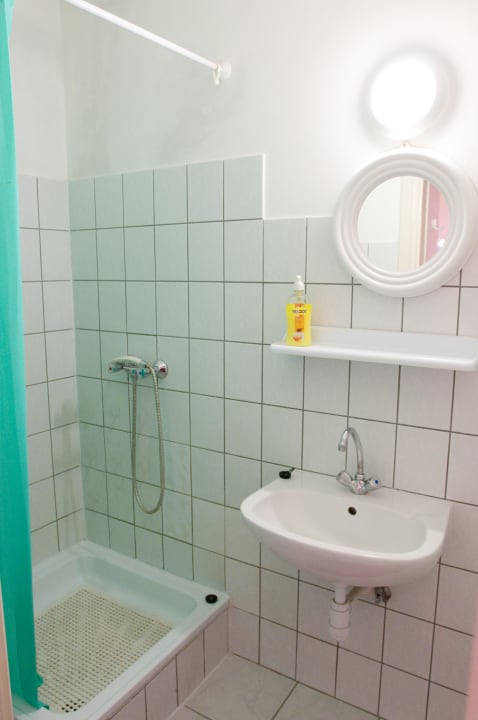 Dusche zur obere Studios Julia Villa