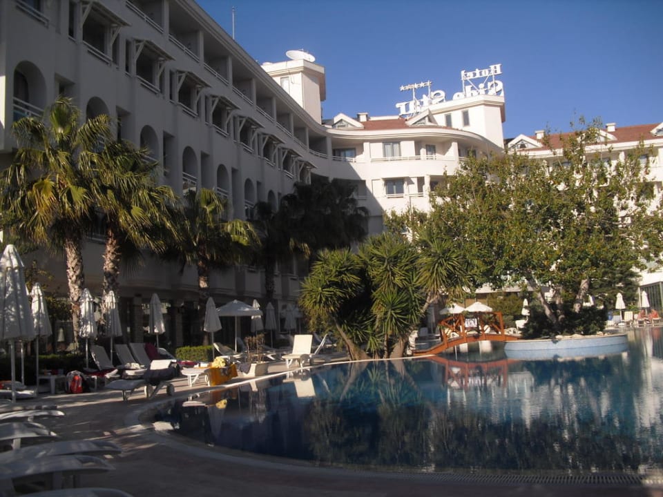 Hotel und Pool Side Star Beach