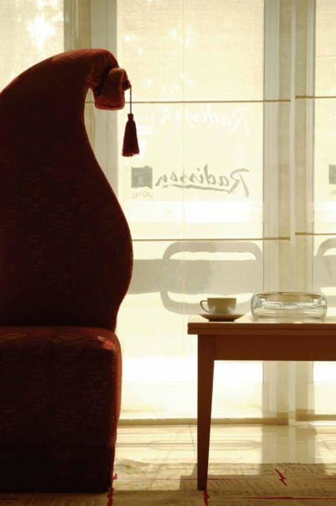 Lobby/Entrance Radisson Blu Hotel Ankara