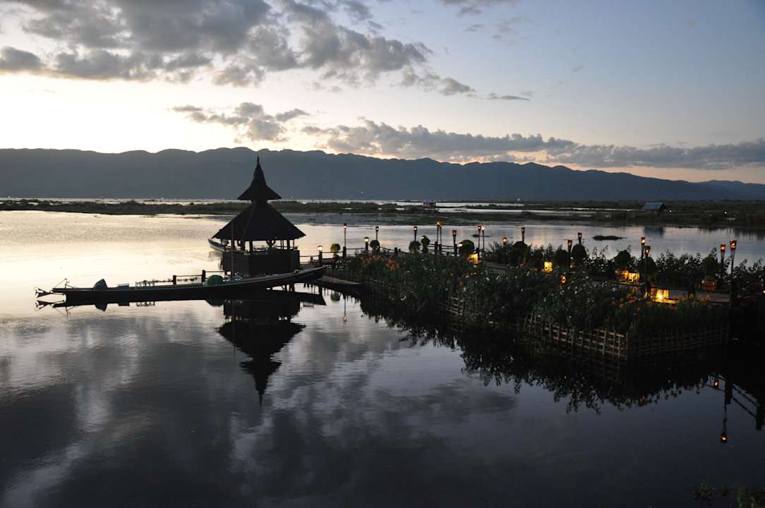 Abendstimmung am Inle Lake Myanmar Treasure Resort - Inle Lake