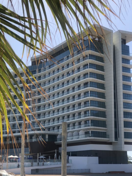 Außenansicht Hampton by Hilton Marjan Island