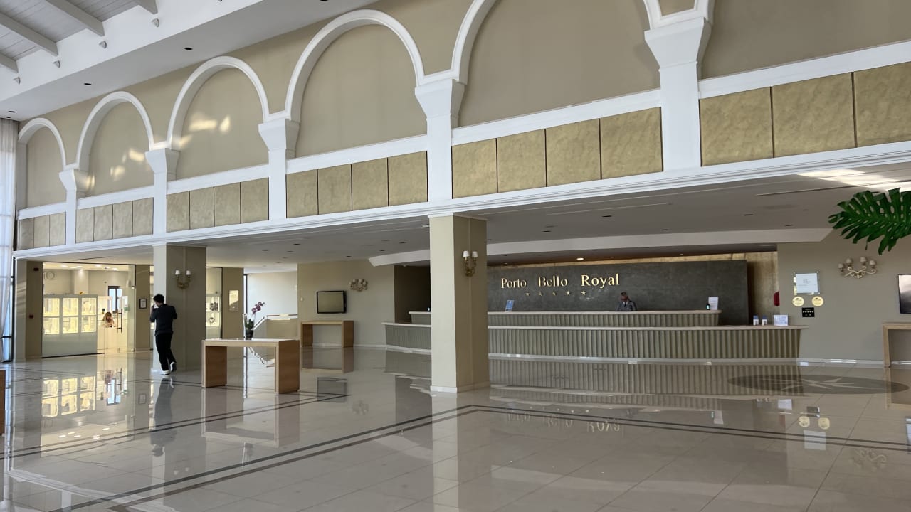 Lobby Porto Bello Royal