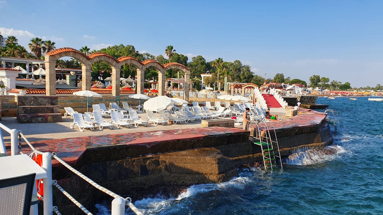 Strand Hotel Club Sera