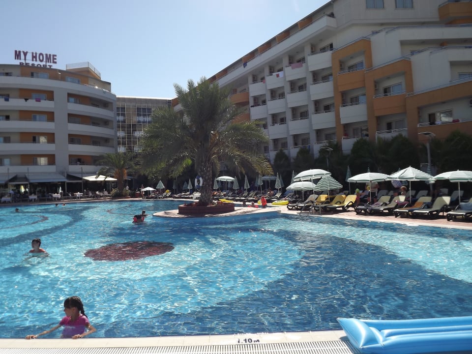 Blick auf Haupthaus My Home Resort