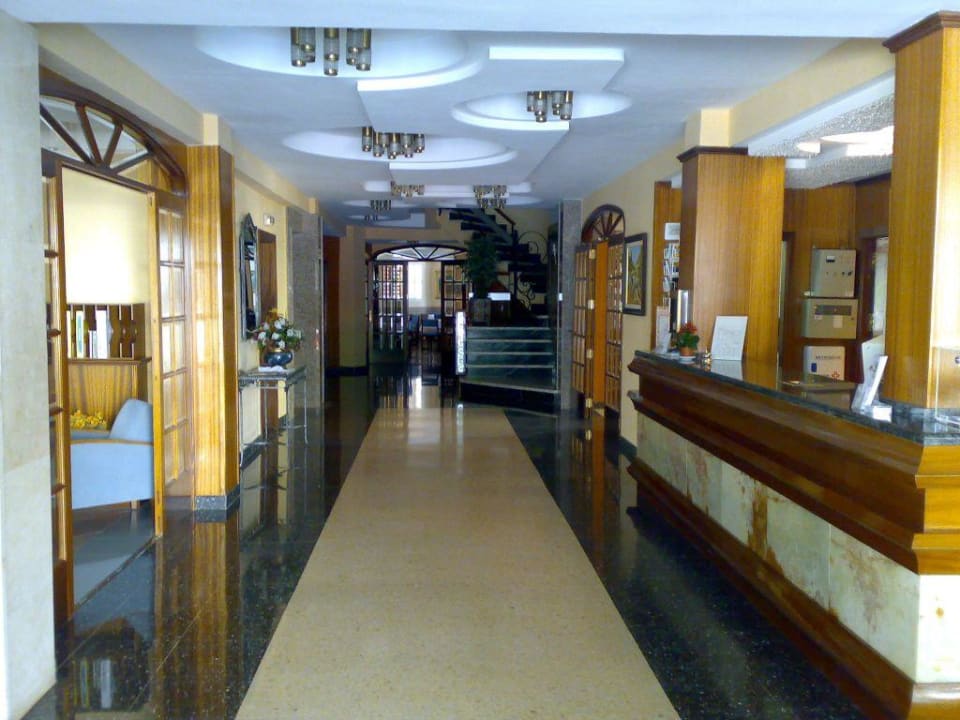 eingang, rezeption Hotel Principe