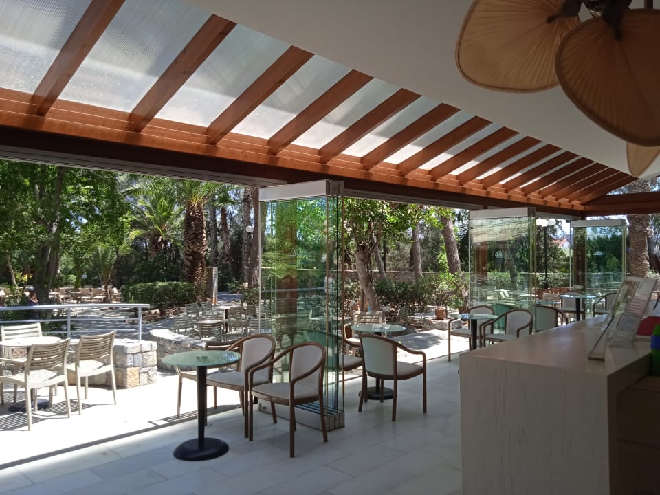 Gastro Apollonia Beach Resort & Spa