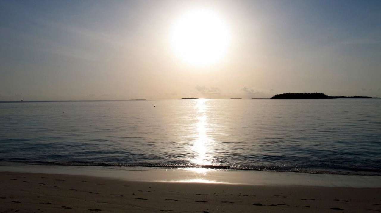 Sonnenuntergang NH Collection Maldives Reethi Resort