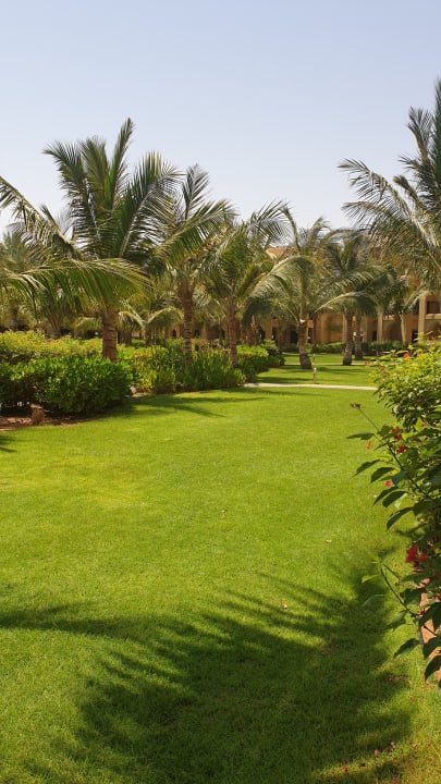 Gartenanlage DoubleTree by Hilton Resort & Spa Marjan Island