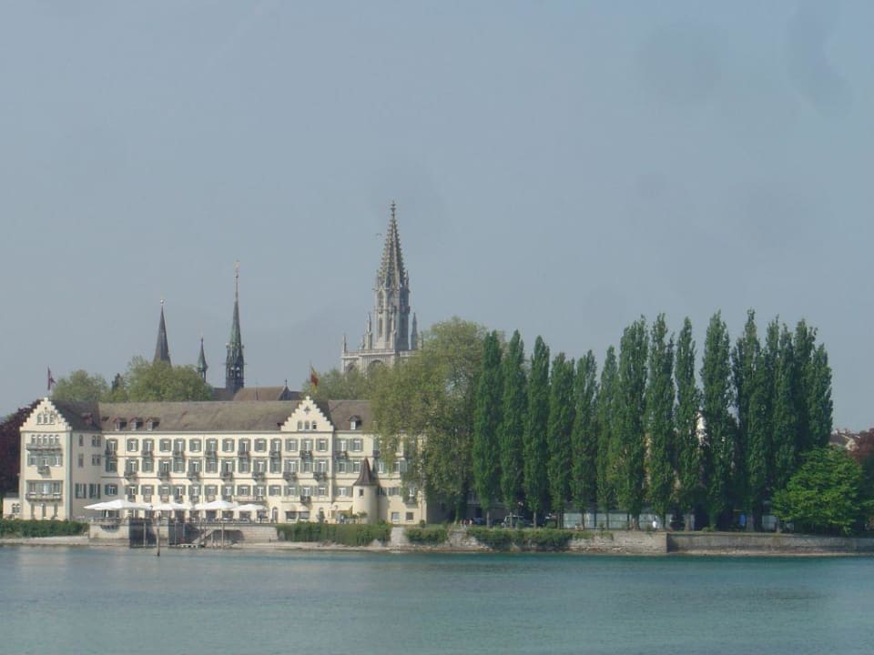 Blick von der Seeseite Steigenberger Inselhotel