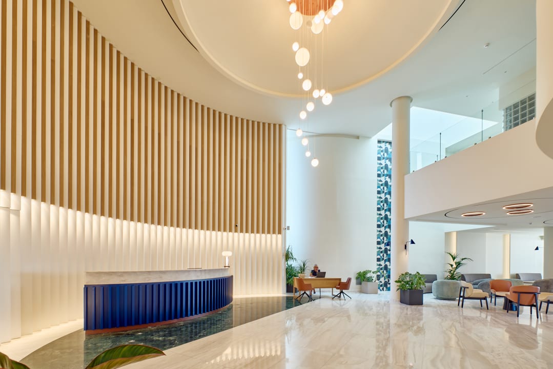 Lobby Paralos Kosta Alímia