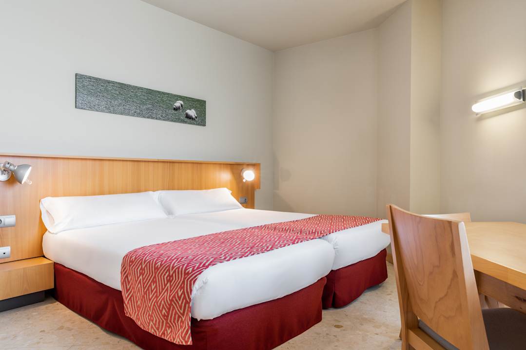 Zimmer Aparthotel Exe Campus San Mamés