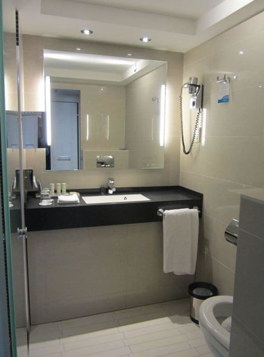 Modernes Bad Radisson Blu Conference Hotel, Düsseldorf