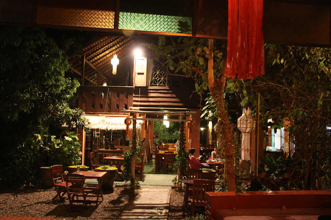 Restaurantbereich Joy's House, Guesthouse Chiang Mai