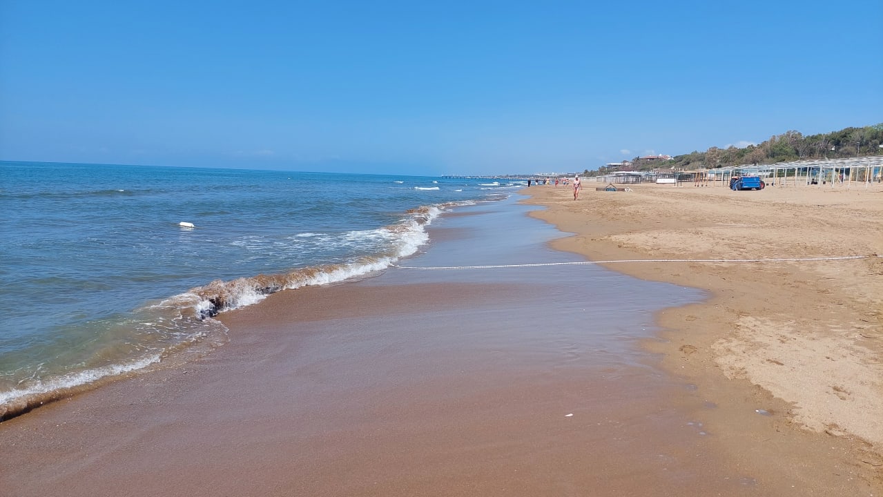 Strand Side Breeze Hotel