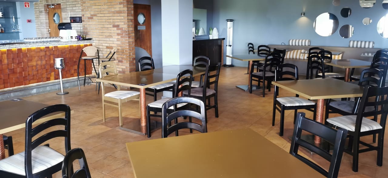 Gastro Calheta Beach