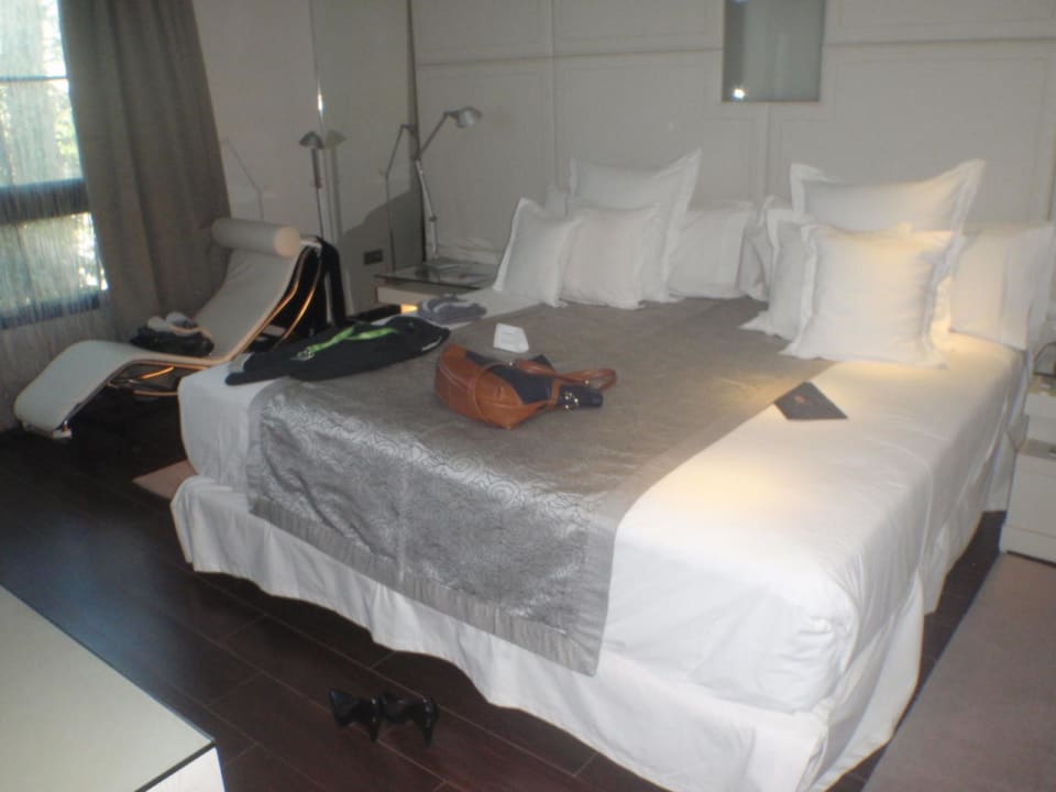 Sypialnia Gran Melia Palacio de Isora Resort