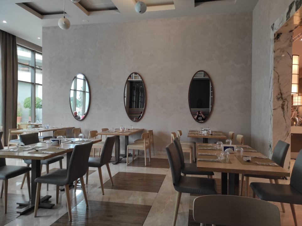 Gastro Acanthus Cennet Barut Collection