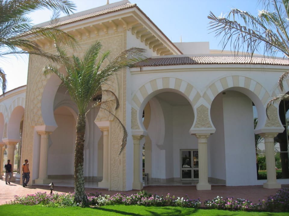 Der Haupteingang Old Palace Resort Sahl Hasheesh