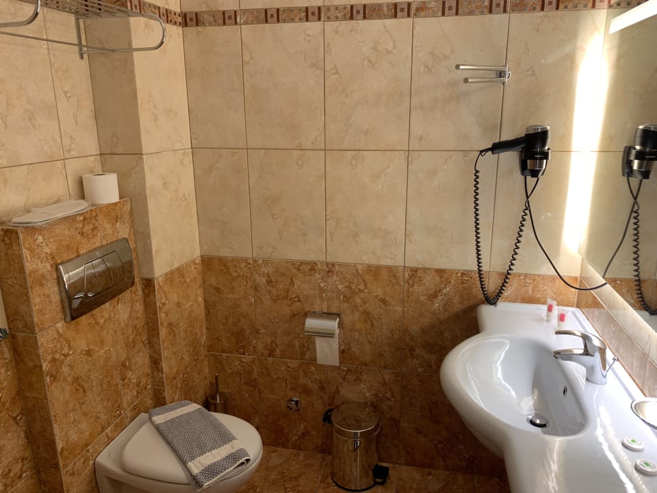 Zimmer The Alley Hotel