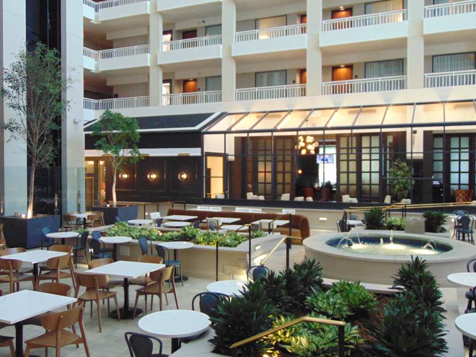 Lobby Embassy Suites Hotel Atlanta-Buckhead