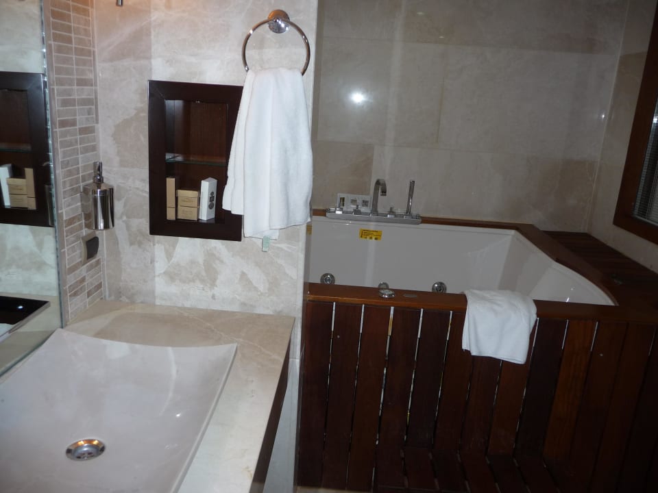 Whirlpool Hotel Goldcity Tourism Complex