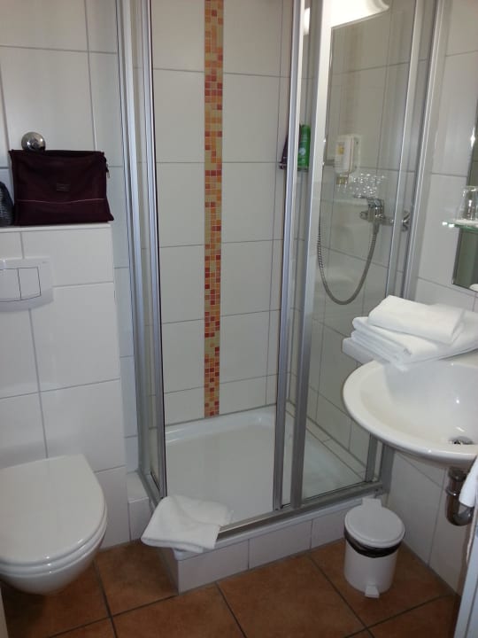 Kleines aber feines Bad mit Fön City Hotel Kurfürst Balduin