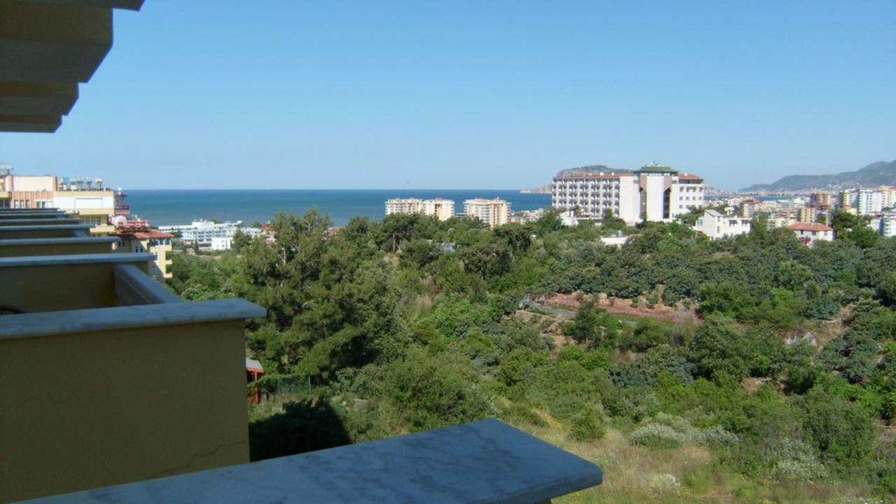 Blick nach Alanya Larina Resort Spa & Hotel